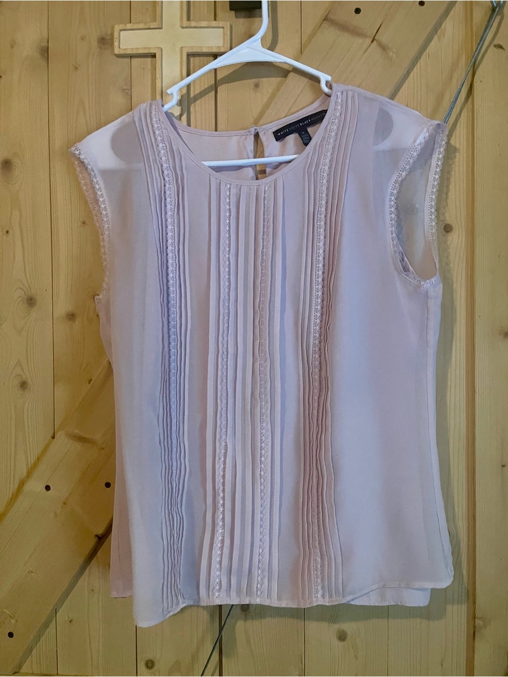 White House Black Market Blush Pintuck Sleeveless Chiffon Blouse